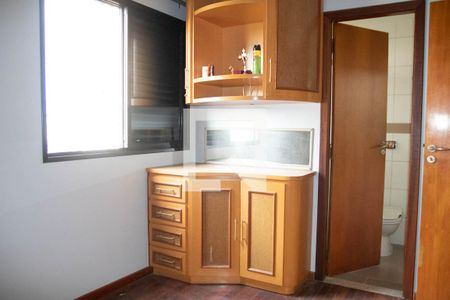 Quarto 1 de apartamento à venda com 3 quartos, 158m² em Jardim Leonor Mendes de Barros, São Paulo