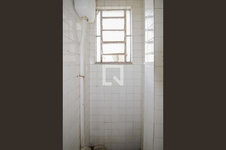 Apartamento para alugar com 60m², 3 quartos e sem vaga Apartamento para alugar com 60m², 3 quartos e sem vagaBanheiro de serviço