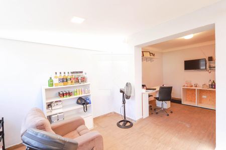 Casa à venda com 201m², 3 quartos e 2 vagasSala 2