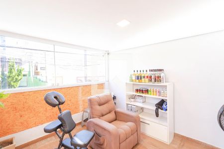 Casa à venda com 201m², 3 quartos e 2 vagasSala 2