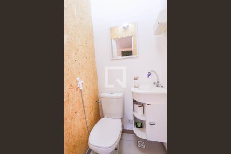 Casa à venda com 201m², 3 quartos e 2 vagasLavabo 2