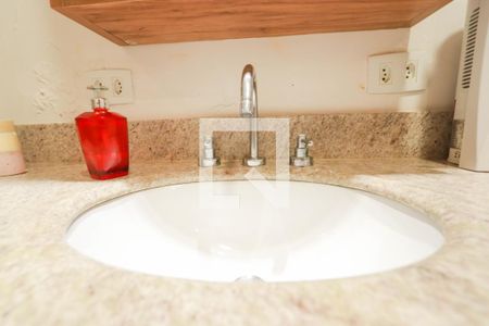 Casa à venda com 201m², 3 quartos e 2 vagasBanheiro