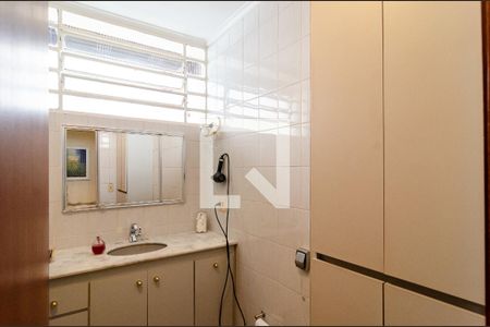 Casa à venda com 171m², 3 quartos e 1 vagaBanheiro Social