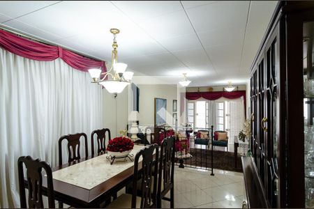 Casa à venda com 171m², 3 quartos e 1 vagaSala de Jantar