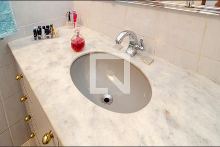 Casa à venda com 171m², 3 quartos e 1 vagaBanheiro Social