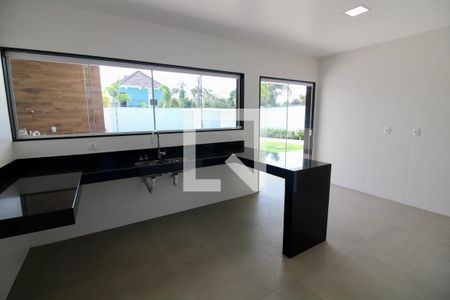 Casa de condomínio à venda com 375m², 4 quartos e 5 vagasCozinha