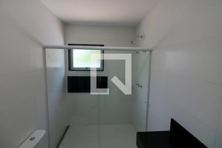 Casa de condomínio à venda com 375m², 4 quartos e 5 vagasBanheiro da Suíte 3