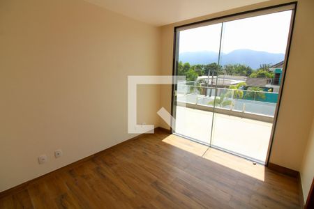 Casa de condomínio à venda com 375m², 4 quartos e 5 vagas Suíte 2