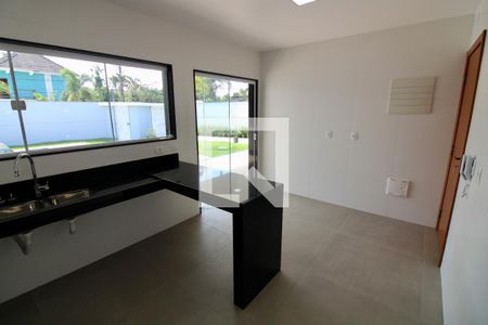 Casa de condomínio à venda com 375m², 4 quartos e 5 vagasCozinha