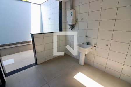 Casa de condomínio à venda com 375m², 4 quartos e 5 vagasÁrea de Serviço