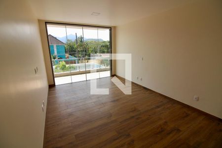 Casa de condomínio à venda com 375m², 4 quartos e 5 vagas Suíte 3