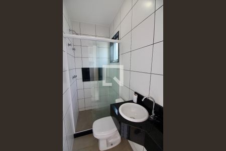 Casa de condomínio à venda com 375m², 4 quartos e 5 vagasBanheiro de serviço