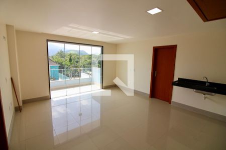 Casa de condomínio à venda com 375m², 4 quartos e 5 vagassótão