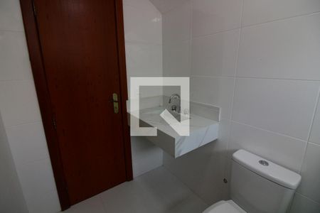 Casa de condomínio à venda com 375m², 4 quartos e 5 vagasBanheiro Social