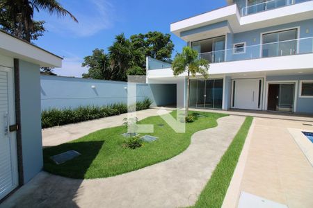 Casa de condomínio à venda com 375m², 4 quartos e 5 vagasGaragem