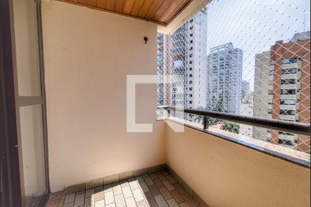 Apartamento para alugar com 106m², 3 quartos e 2 vagasVaranda