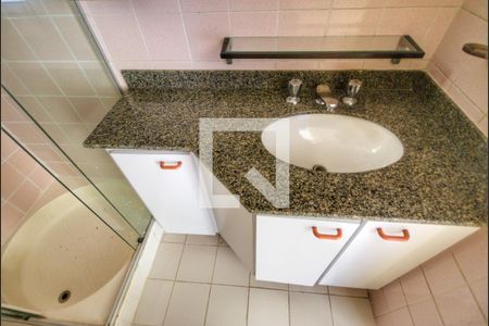 Apartamento para alugar com 106m², 3 quartos e 2 vagasBanheiro