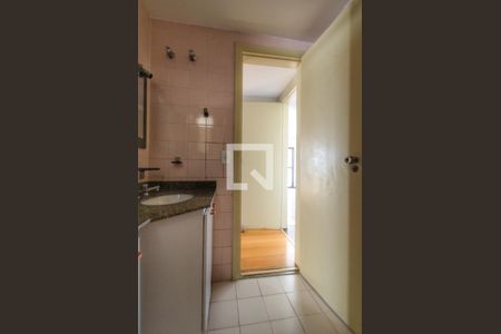 Apartamento para alugar com 106m², 3 quartos e 2 vagasBanheiro