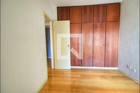 Apartamento para alugar com 106m², 3 quartos e 2 vagasQuarto 2