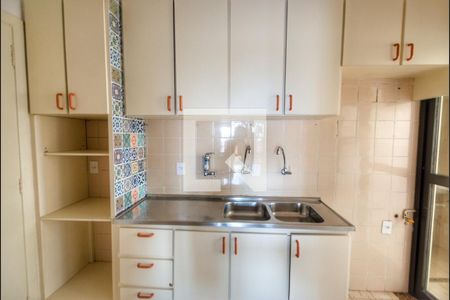 Apartamento para alugar com 106m², 3 quartos e 2 vagasCozinha