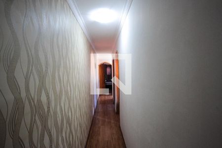 Corredor de casa para alugar com 3 quartos, 130m² em Parque Sao Rafael, São Paulo