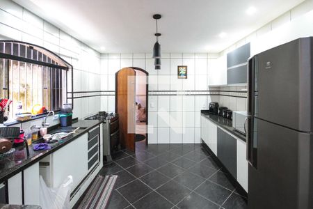 Casa para alugar com 130m², 3 quartos e 2 vagasCozinha