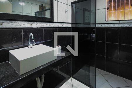 Casa para alugar com 130m², 3 quartos e 2 vagasBanheiro