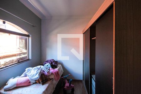 Casa para alugar com 130m², 3 quartos e 2 vagasQuarto 02