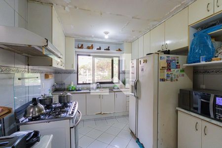 Casa de condomínio à venda com 260m², 3 quartos e 2 vagas Casa de condomínio à venda com 260m², 3 quartos e 2 vagasCozinha