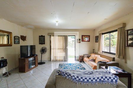 Casa de condomínio à venda com 260m², 3 quartos e 2 vagas Casa de condomínio à venda com 260m², 3 quartos e 2 vagasSala