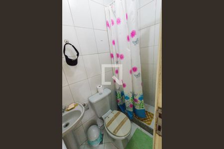 Casa de condomínio à venda com 260m², 3 quartos e 2 vagas Casa de condomínio à venda com 260m², 3 quartos e 2 vagasBanheiro de Serviço