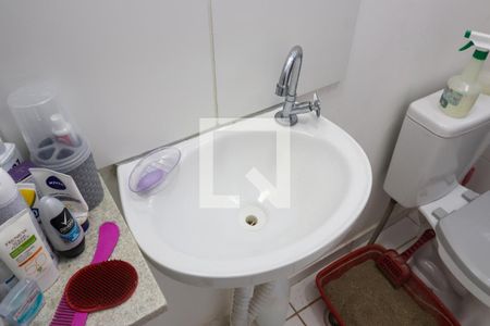 Banheiro de apartamento à venda com 2 quartos, 52m² em Vila Esperança, São Paulo