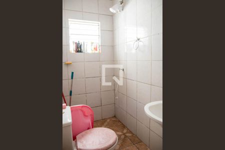 Casa à venda com 150m², 8 quartos e 2 vagasBanheiro 4