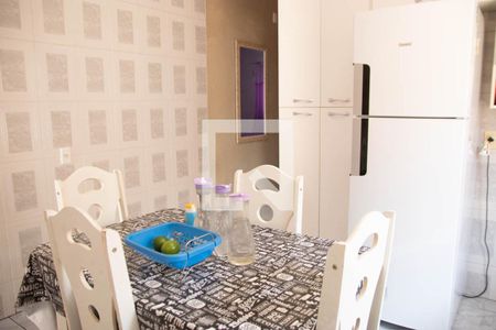 Casa à venda com 150m², 8 quartos e 2 vagasCozinha 3