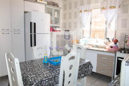 Casa à venda com 150m², 8 quartos e 2 vagasCozinha 3