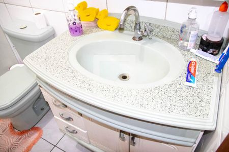 Casa à venda com 150m², 8 quartos e 2 vagasBanheiro 1