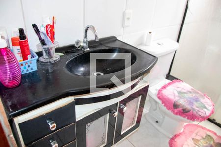 Casa à venda com 150m², 8 quartos e 2 vagasBanheiro 2