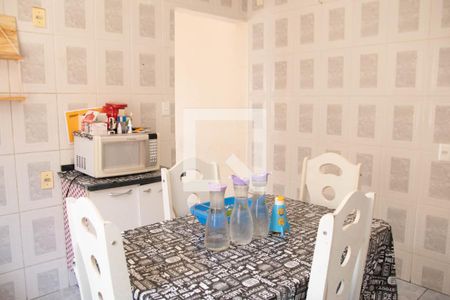 Casa à venda com 150m², 8 quartos e 2 vagasCozinha 3