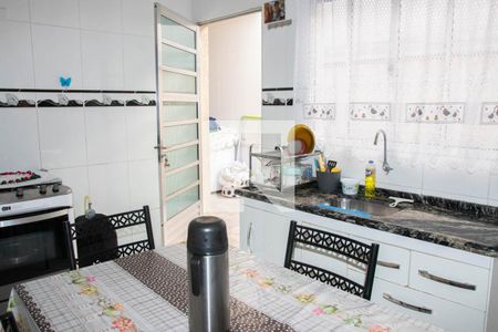Casa à venda com 150m², 8 quartos e 2 vagasCozinha 2