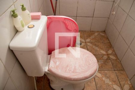 Casa à venda com 150m², 8 quartos e 2 vagasBanheiro 4