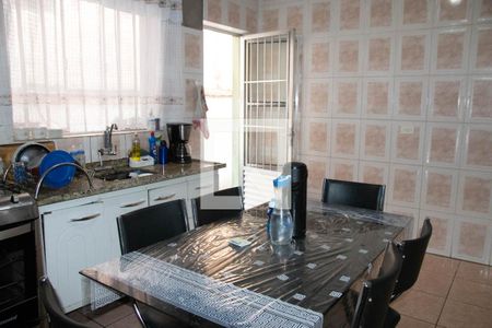 Casa à venda com 150m², 8 quartos e 2 vagasCozinha 4