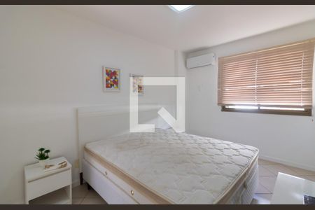 Apartamento para alugar com 100m², 3 quartos e 2 vagas Apartamento para alugar com 100m², 3 quartos e 2 vagasSuíte