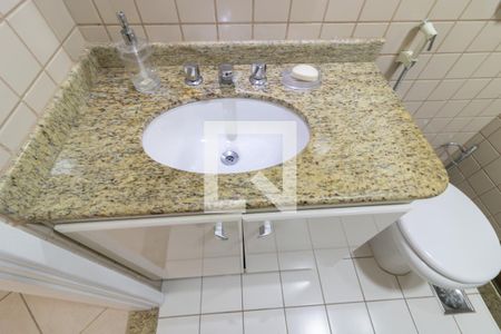 Apartamento para alugar com 100m², 3 quartos e 2 vagas Apartamento para alugar com 100m², 3 quartos e 2 vagasBanheiro Social