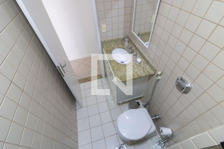 Apartamento para alugar com 100m², 3 quartos e 2 vagas Apartamento para alugar com 100m², 3 quartos e 2 vagasBanheiro Social