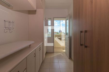 Apartamento para alugar com 137m², 2 quartos e 1 vaga Apartamento para alugar com 137m², 2 quartos e 1 vagaQuarto de Serviço