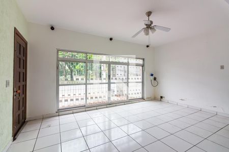 Sala  de casa à venda com 3 quartos, 140m² em Km 18, Osasco