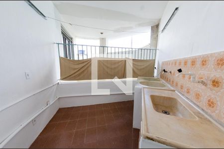 Casa para alugar com 85m², 3 quartos e 1 vagaÁrea de serviço
