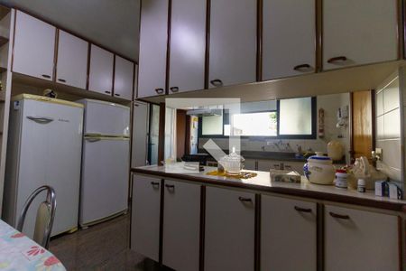 Apartamento à venda com 312m², 4 quartos e 3 vagasCozinha