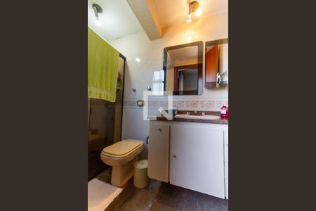 Apartamento à venda com 312m², 4 quartos e 3 vagasBanheiro da Suíte 3