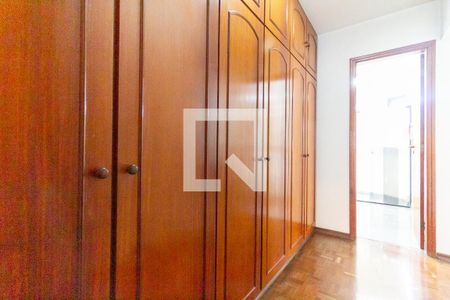 Apartamento à venda com 312m², 4 quartos e 3 vagasQuarto 2 - Suíte